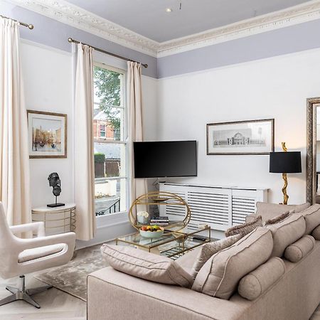 10 Sydenham - By Luxury Apartments Cheltenham Eksteriør bilde